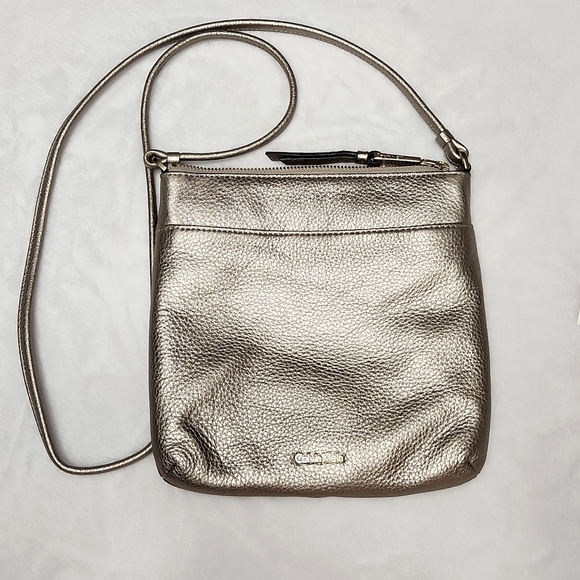 Calvin Klein Soft Gold Metalic Leather Crossbody Bag, New without Tags - Picture 1 of 10